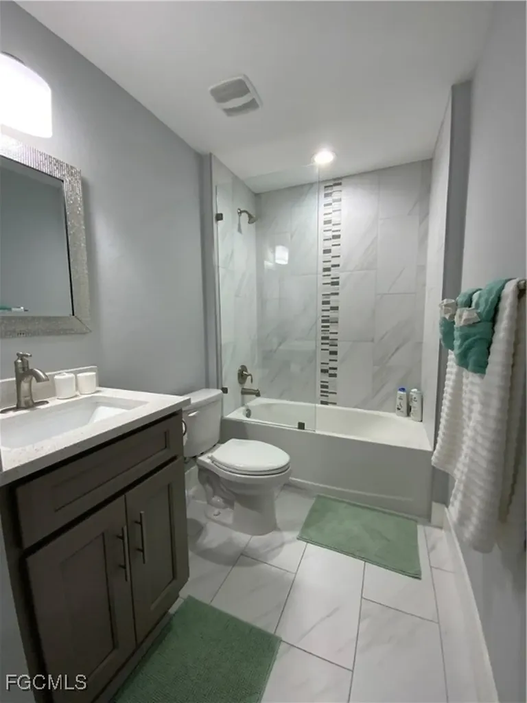 1331/1333 NE 15th Lane Cape Coral FL 33909
