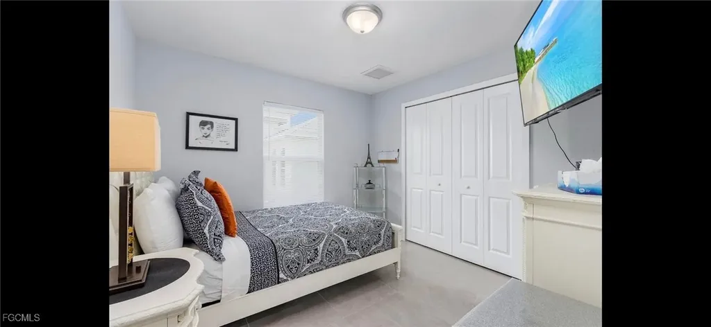 1331/1333 NE 15th Lane Cape Coral FL 33909