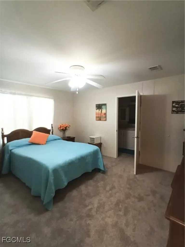 231 Palm Avenue NW Moore Haven FL 33471