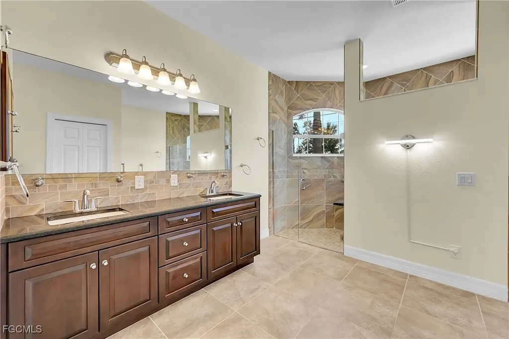 233 Fairway Road Rotonda West FL 33947