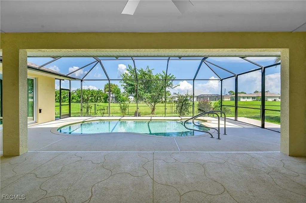 233 Fairway Road Rotonda West FL 33947