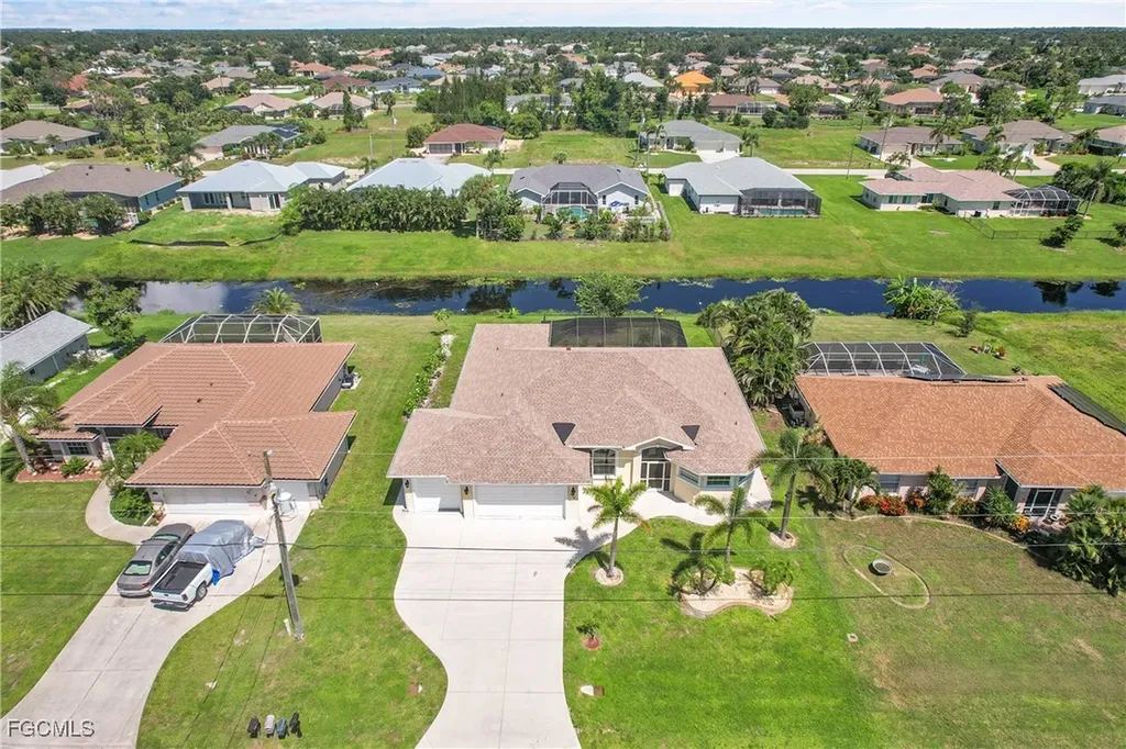 233 Fairway Road Rotonda West FL 33947
