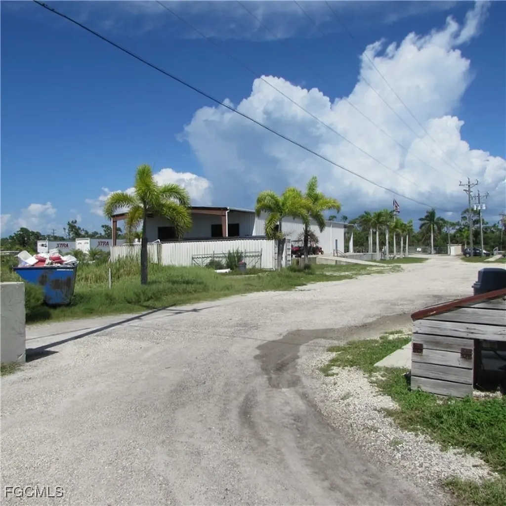 9703 Stringfellow Road St. James City FL 33956
