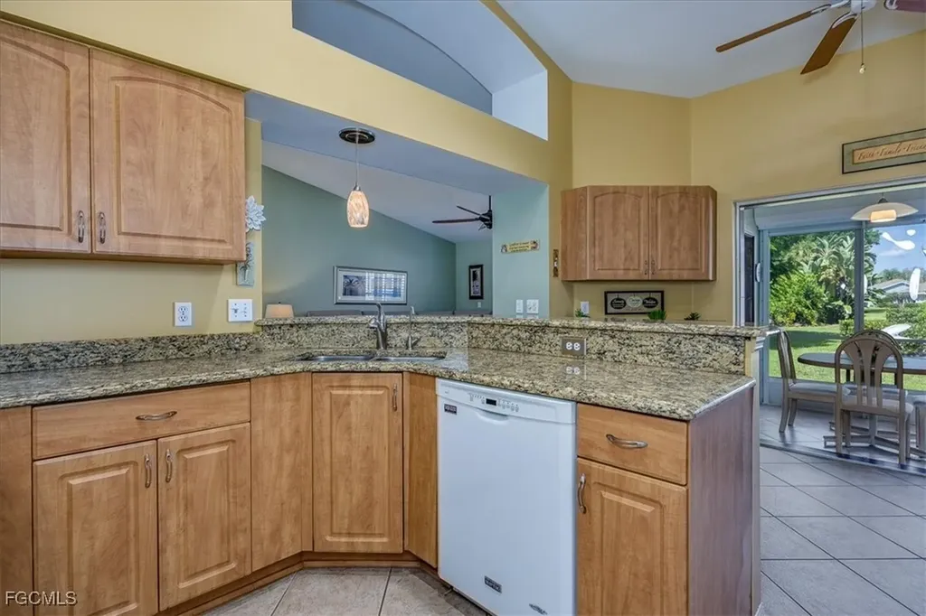 9225 Coral Isle Way Fort Myers FL 33919