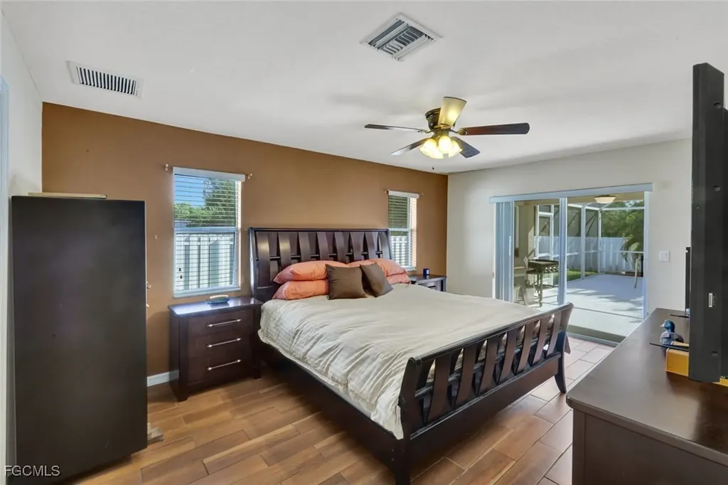 1121 NW 27th Avenue Cape Coral FL 33993