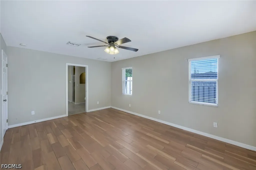 1121 NW 27th Avenue Cape Coral FL 33993