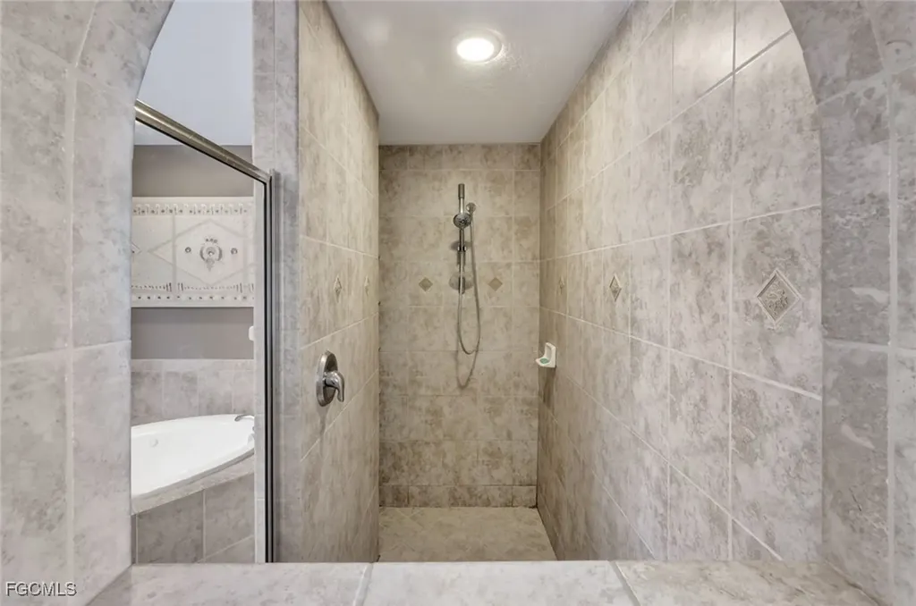 1121 NW 27th Avenue Cape Coral FL 33993