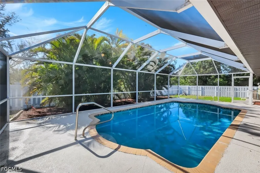 1121 NW 27th Avenue Cape Coral FL 33993