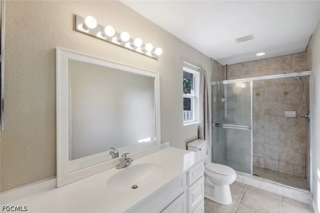 1121 NW 27th Avenue Cape Coral FL 33993