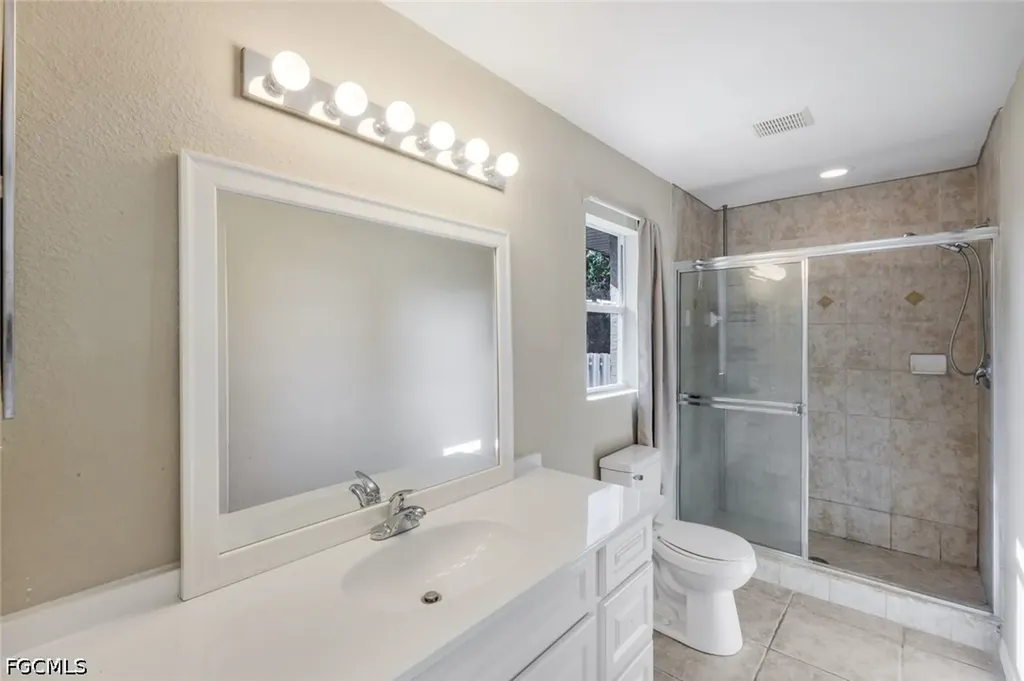 1121 NW 27th Avenue Cape Coral FL 33993