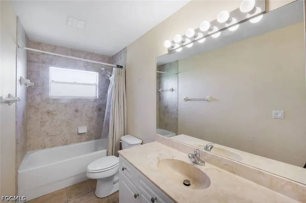 1121 NW 27th Avenue Cape Coral FL 33993