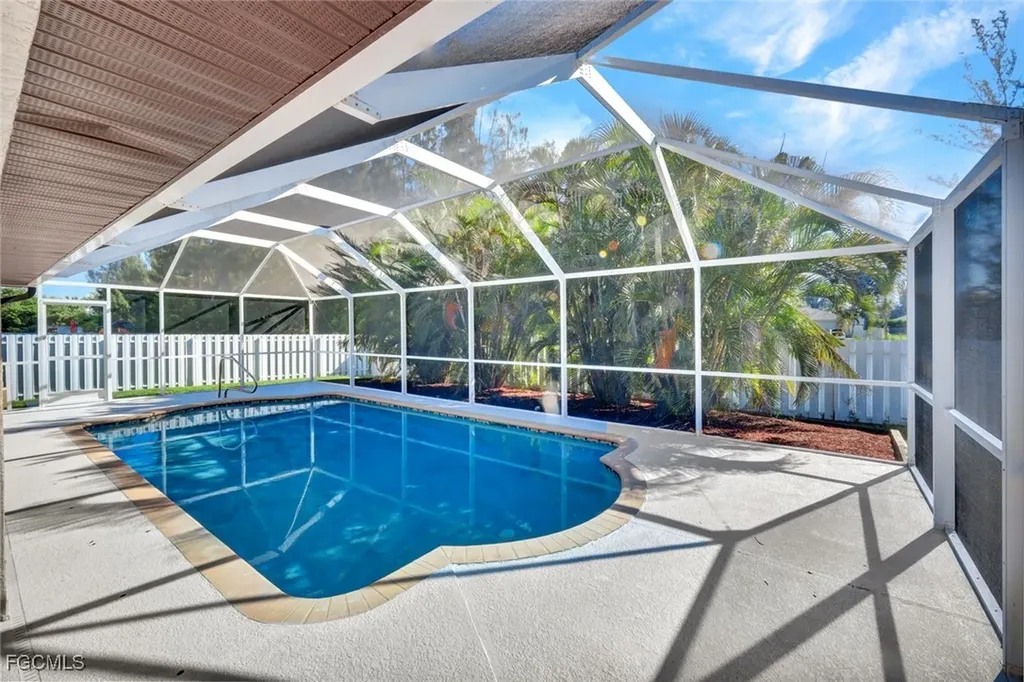 1121 NW 27th Avenue Cape Coral FL 33993