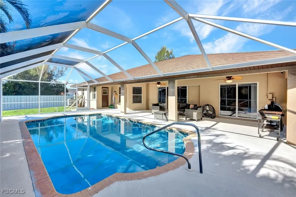 1121 NW 27th Avenue Cape Coral FL 33993