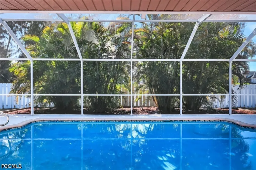 1121 NW 27th Avenue Cape Coral FL 33993