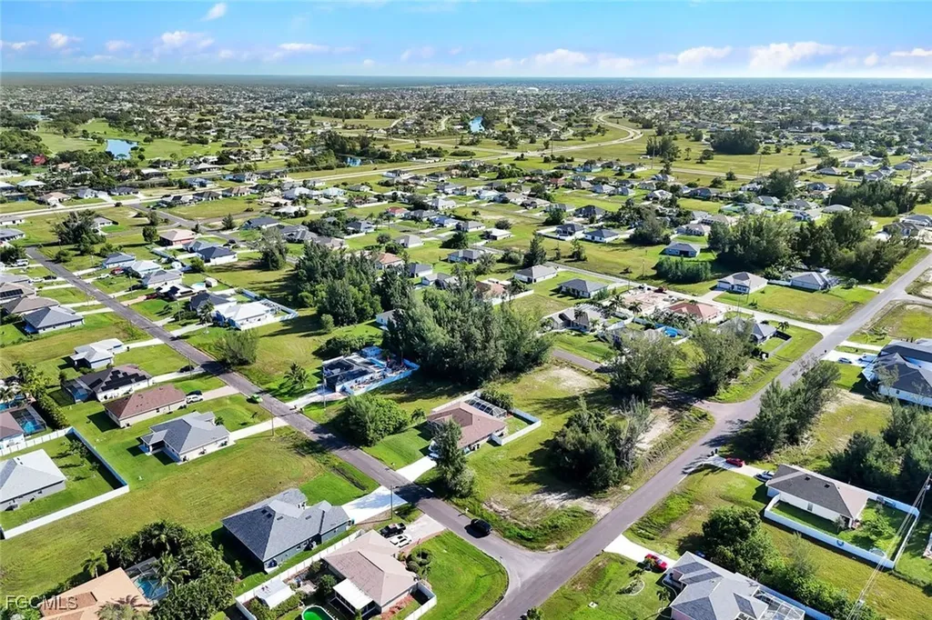 1121 NW 27th Avenue Cape Coral FL 33993