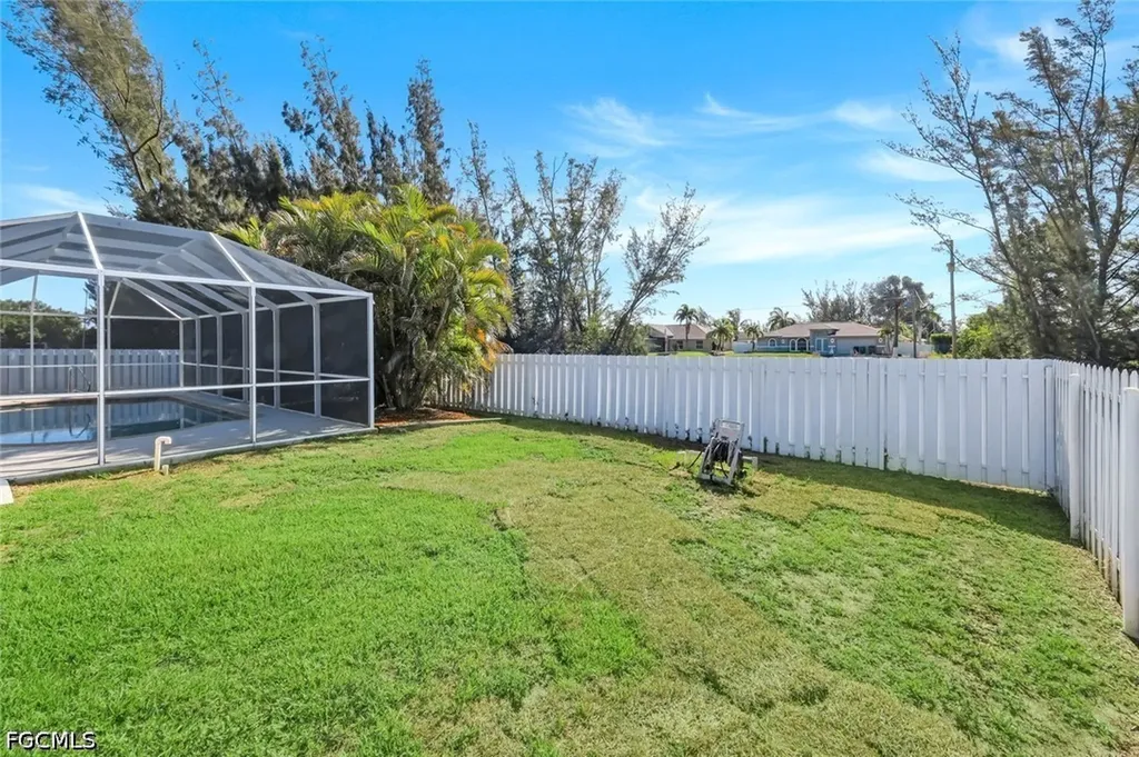 1121 NW 27th Avenue Cape Coral FL 33993