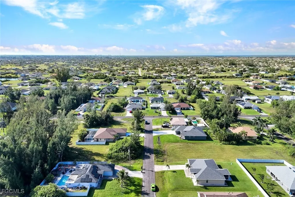 1121 NW 27th Avenue Cape Coral FL 33993