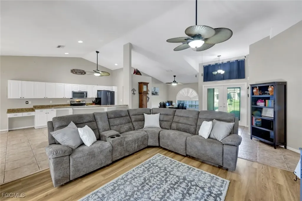 1121 NW 27th Avenue Cape Coral FL 33993