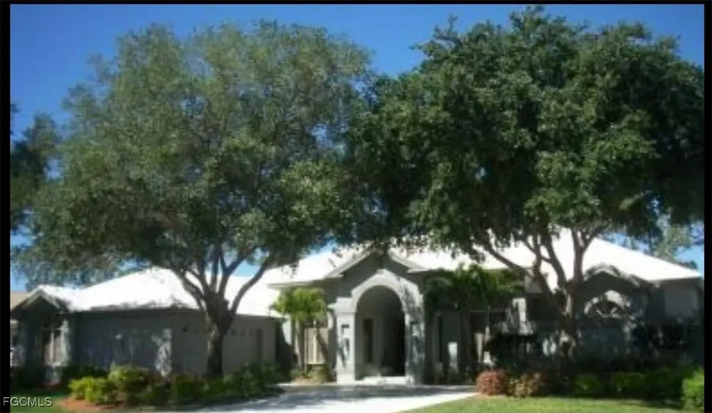 Fort Myers FL, 15590 Queensferry Drive