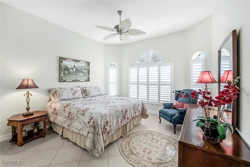 1911 SE 35th Street Cape Coral FL 33904