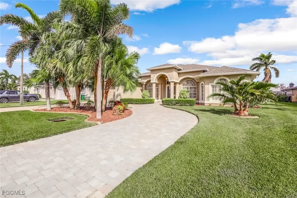 1911 SE 35th Street Cape Coral FL 33904