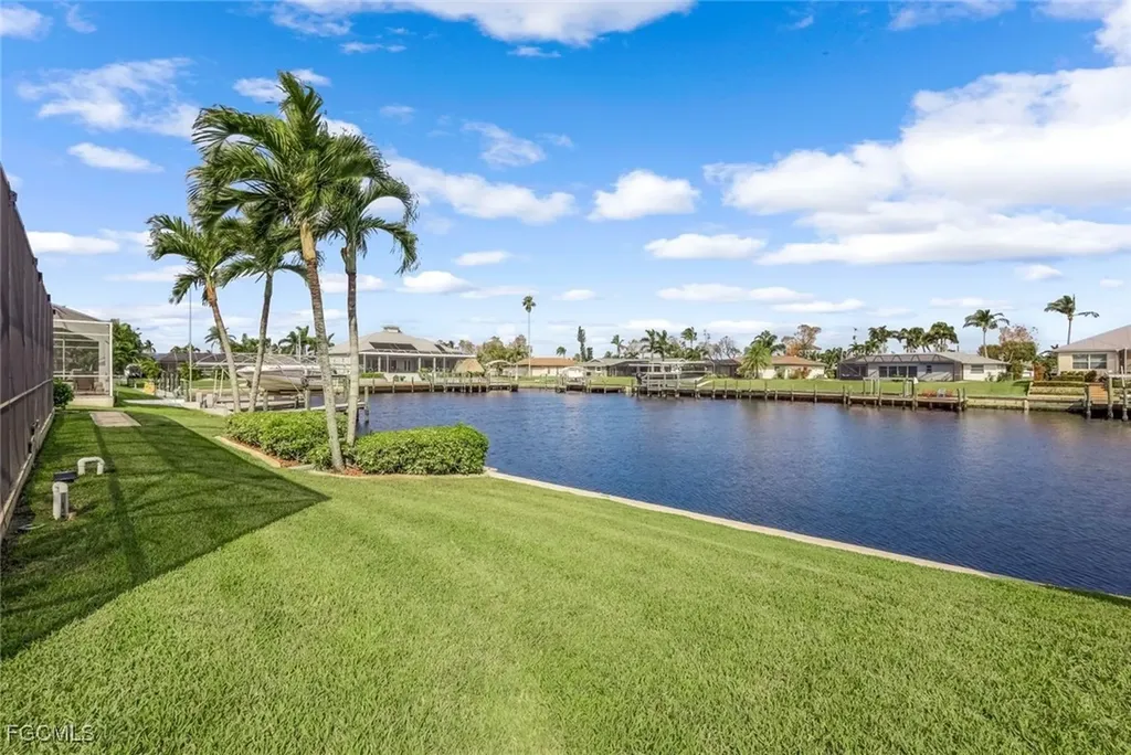 1911 SE 35th Street Cape Coral FL 33904