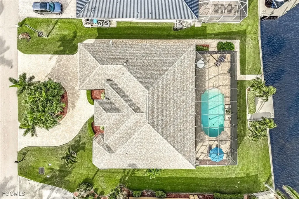 1911 SE 35th Street Cape Coral FL 33904