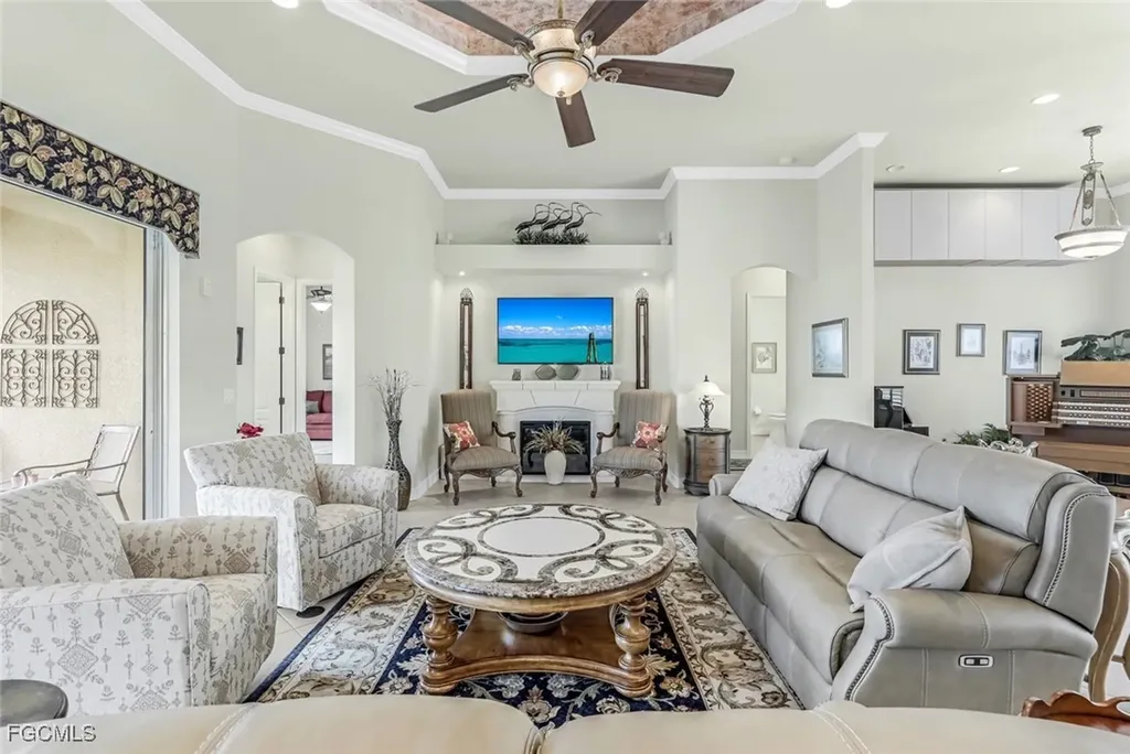 1911 SE 35th Street Cape Coral FL 33904