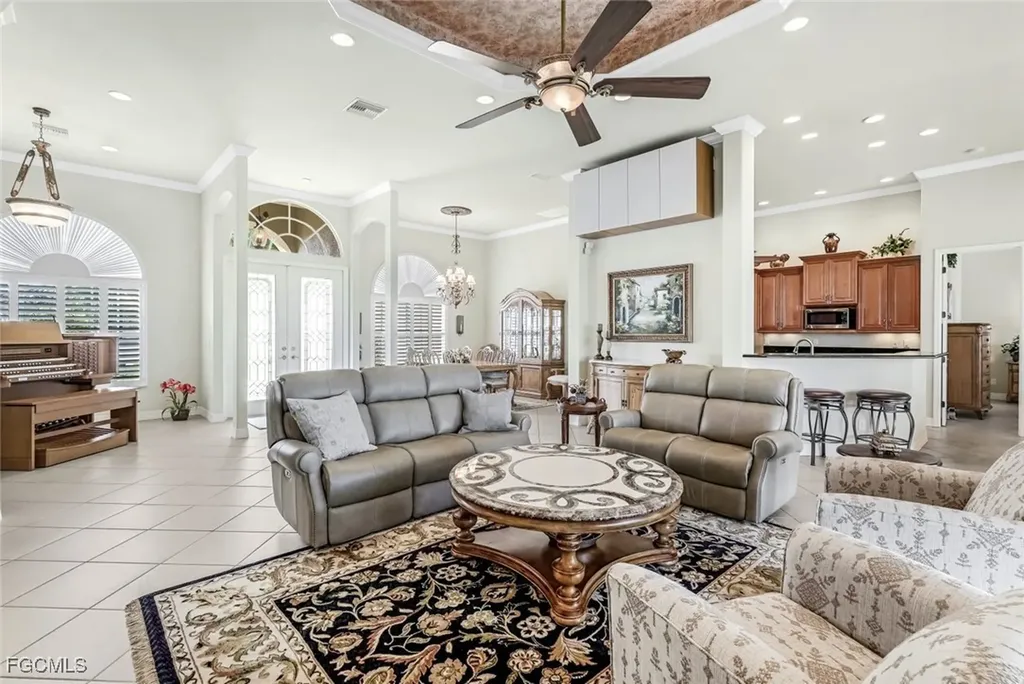 1911 SE 35th Street Cape Coral FL 33904