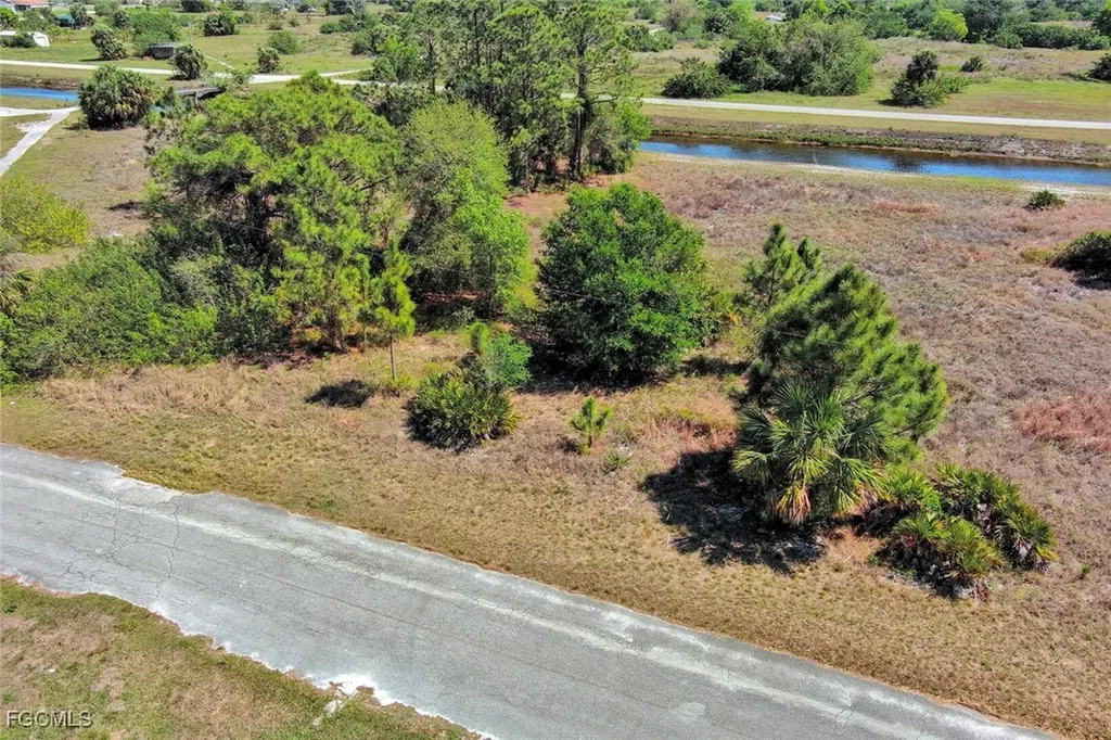 666 Charles Sise Street Lehigh Acres FL 33974