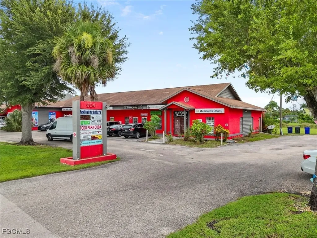 904 Lee Boulevard Lehigh Acres FL 33936