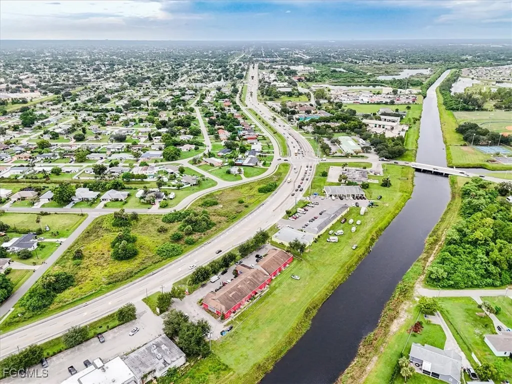 904 Lee Boulevard Lehigh Acres FL 33936