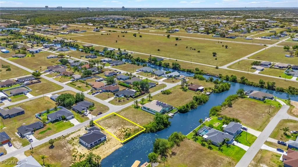 1820 NE 19th Avenue Cape Coral FL 33909