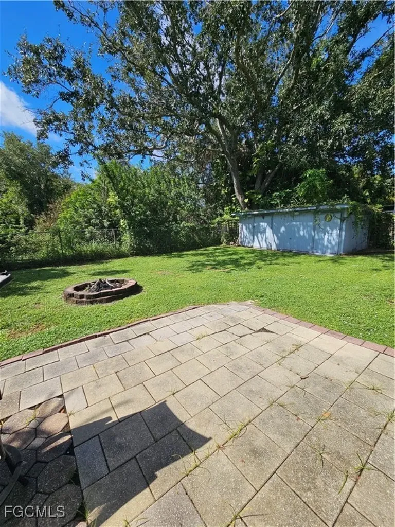 15483 Spring Line Lane Fort Myers FL 33905