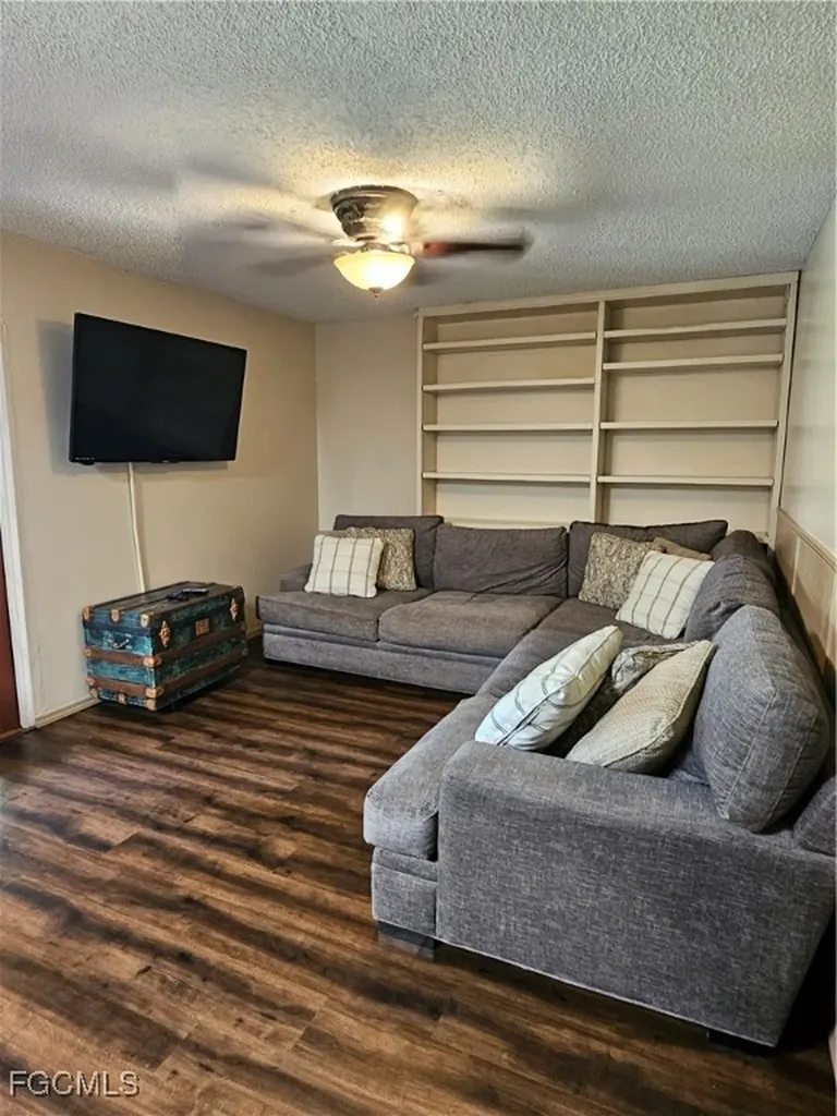 15483 Spring Line Lane Fort Myers FL 33905