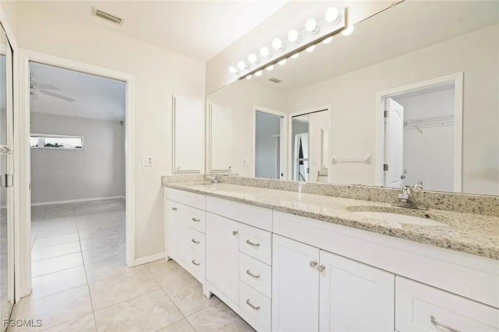 3428 SW 7th Terrace Cape Coral FL 33991