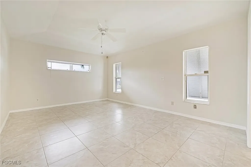 3428 SW 7th Terrace Cape Coral FL 33991