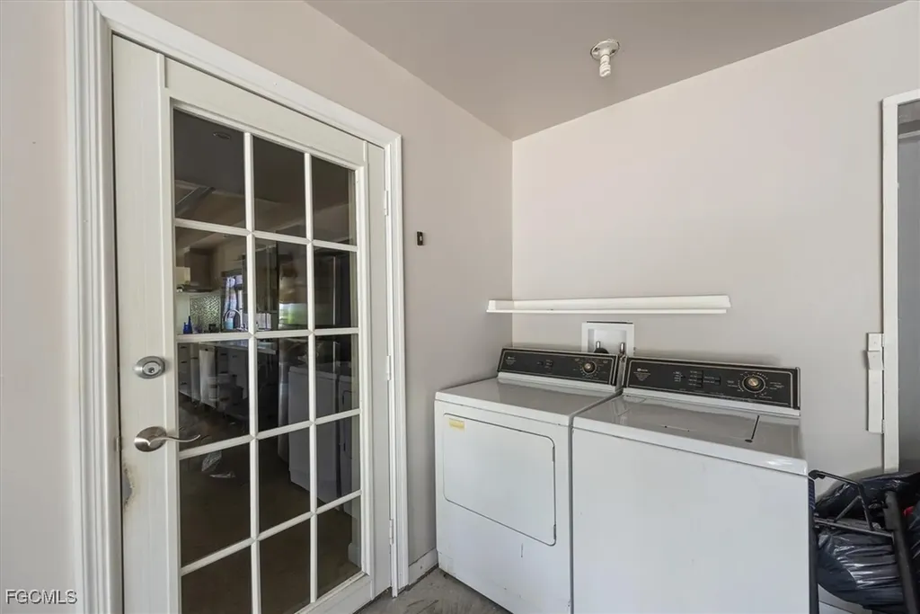 4425 Orchid Boulevard Cape Coral FL 33904