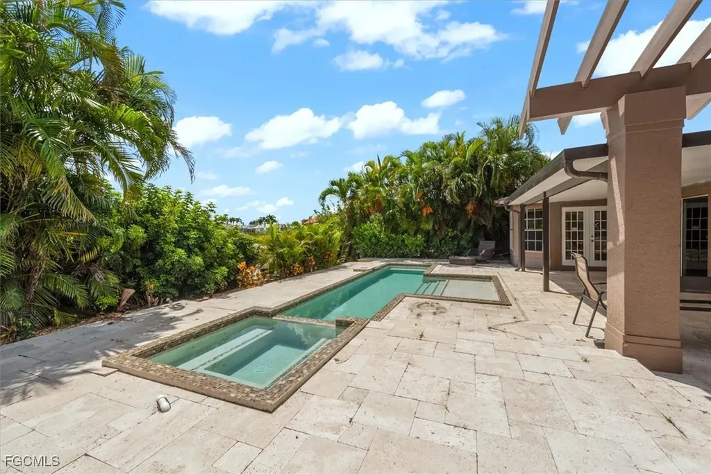 4425 Orchid Boulevard Cape Coral FL 33904