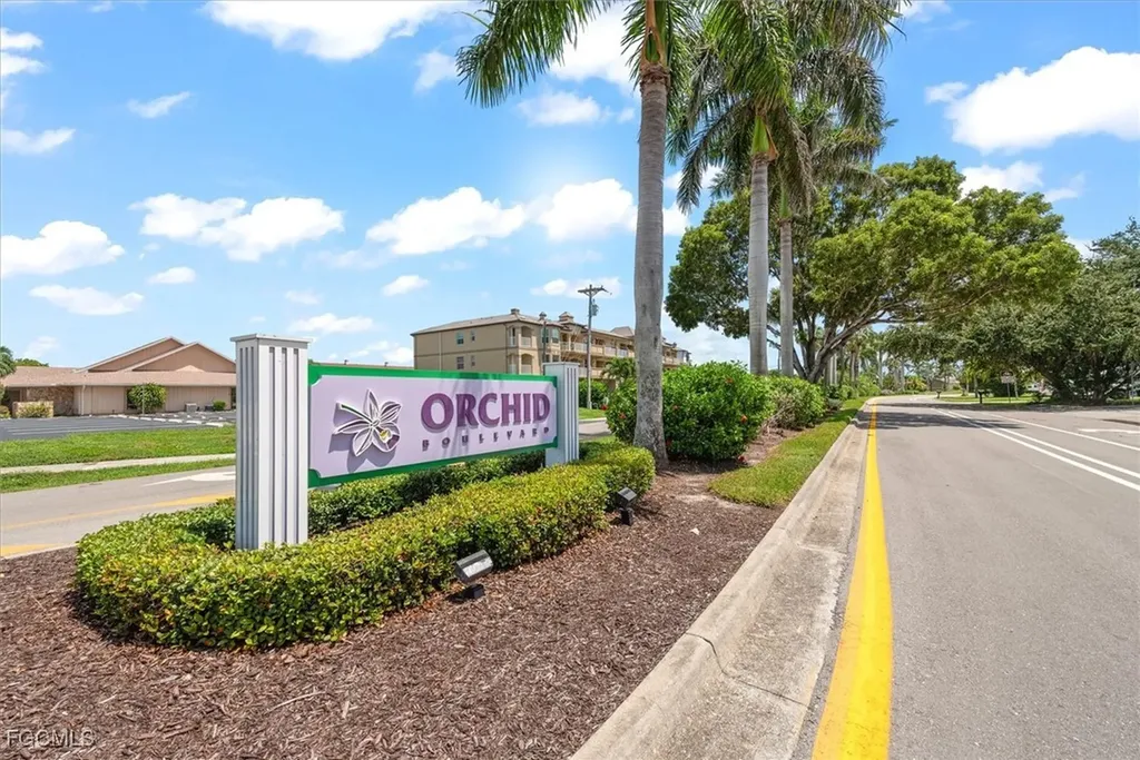 4425 Orchid Boulevard Cape Coral FL 33904