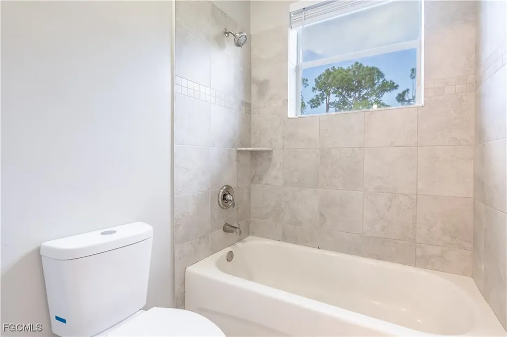 3003 Lake Manatee Court Cape Coral FL 33909