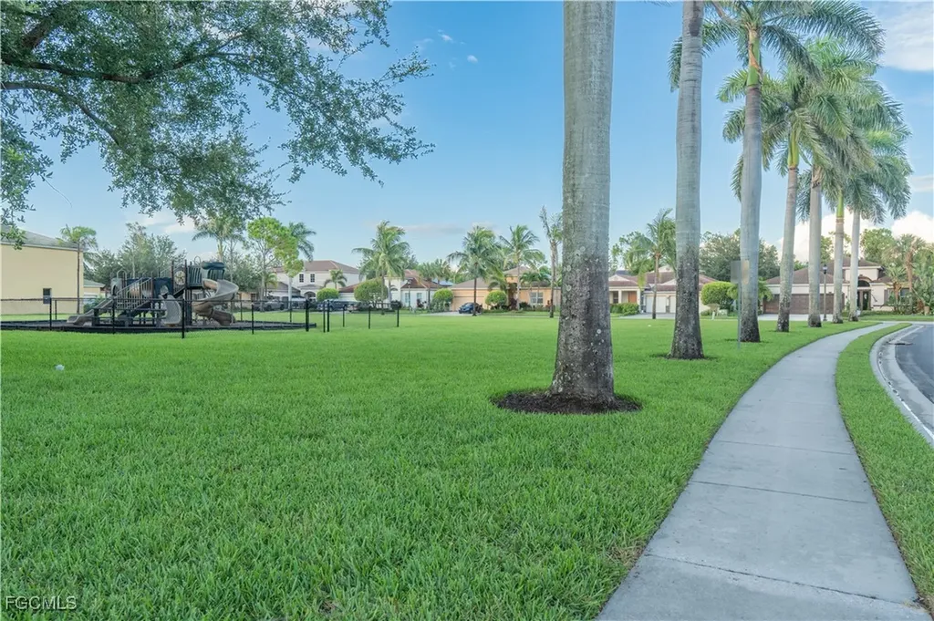 3003 Lake Manatee Court Cape Coral FL 33909
