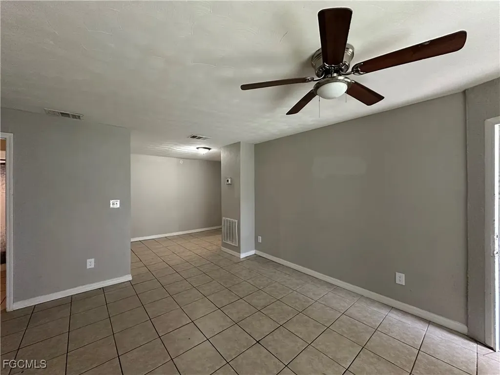 2210 Cantor Lane North Fort Myers FL 33917