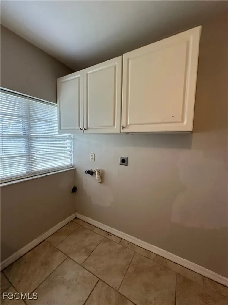 2210 Cantor Lane North Fort Myers FL 33917