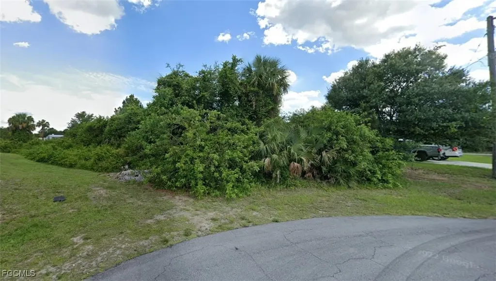 3004 Box Court Labelle FL 33935