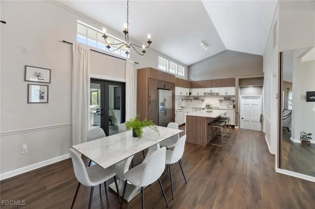 185 Palm River Boulevard Naples FL 34110