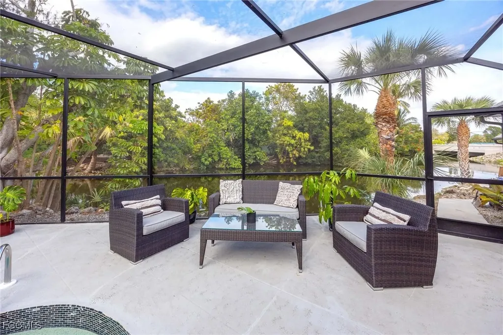 185 Palm River Boulevard Naples FL 34110