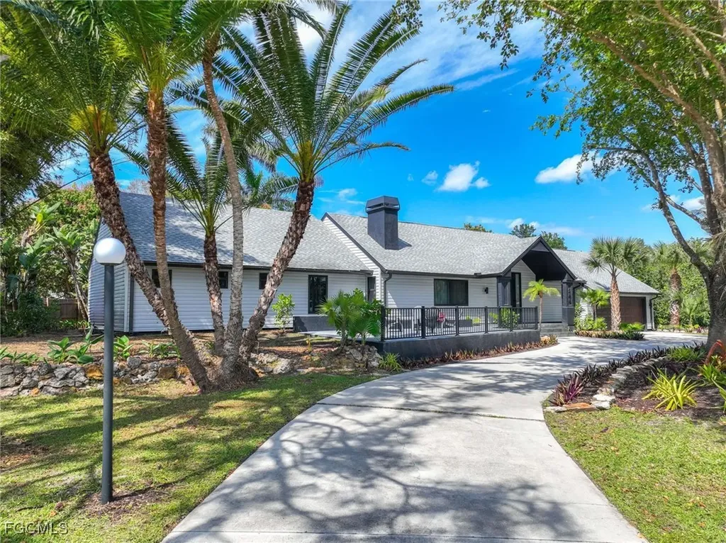 185 Palm River Boulevard Naples FL 34110