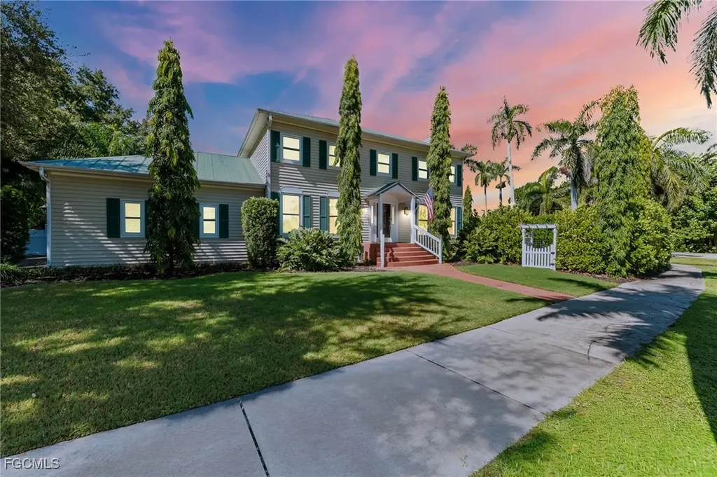 1410 El Prado Avenue Fort Myers FL 33901