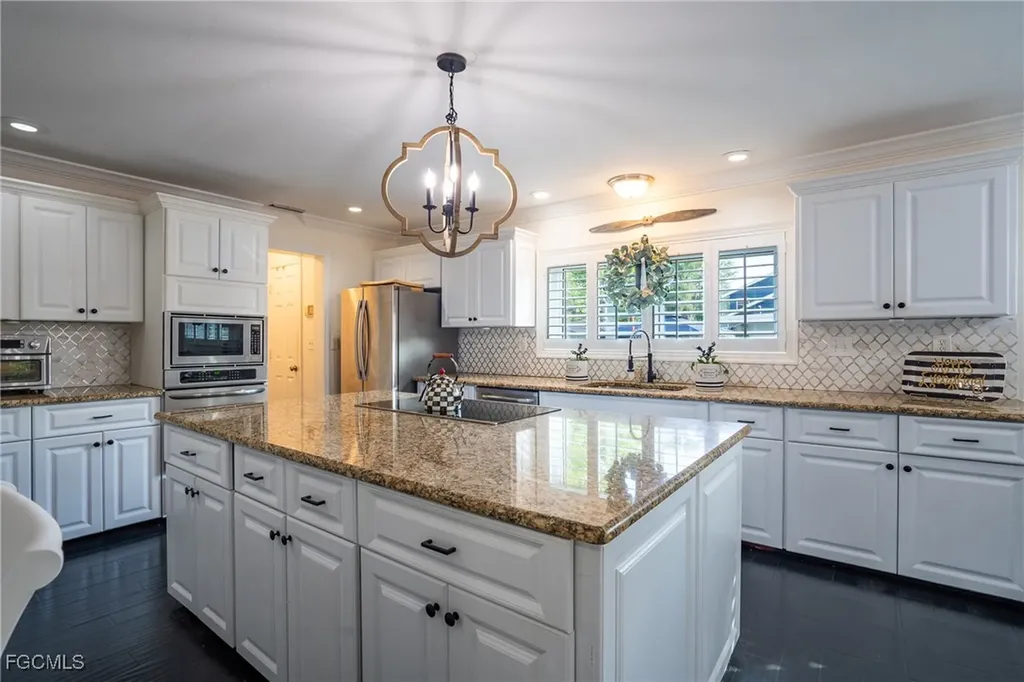 1410 El Prado Avenue Fort Myers FL 33901